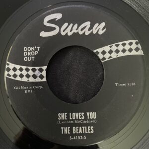 Beatles-She Loves You